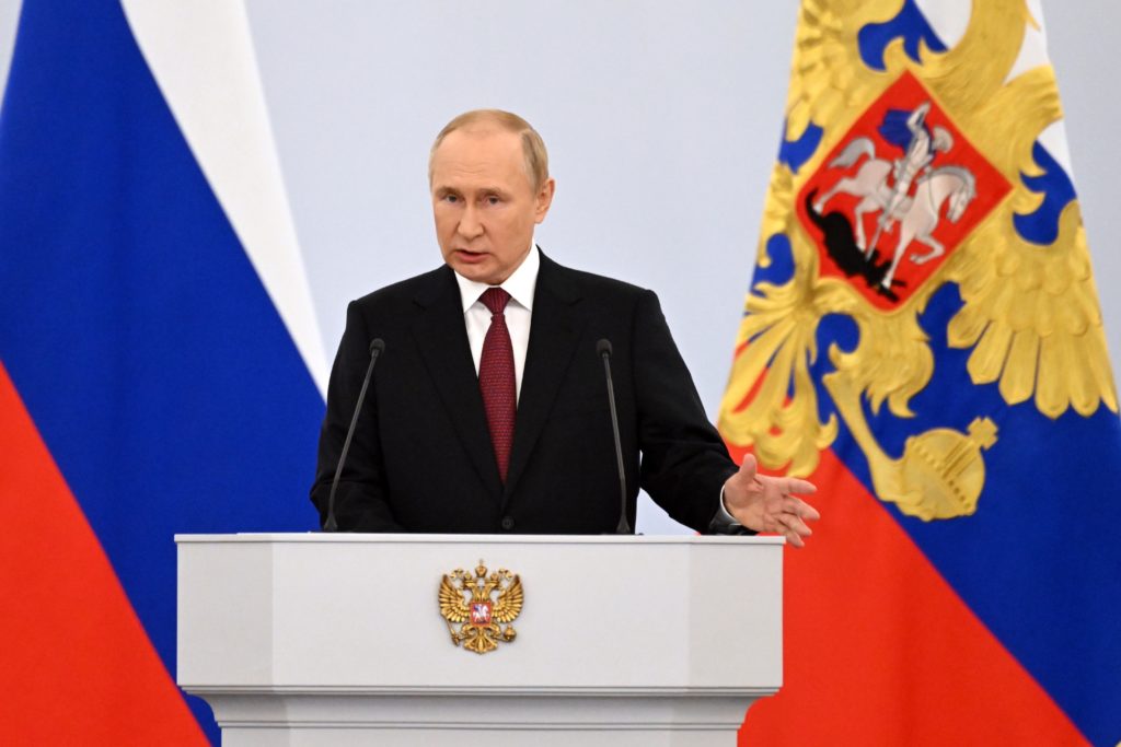Putin Accuses West of Fueling Ukrainian Crisis Through NATO Expansion