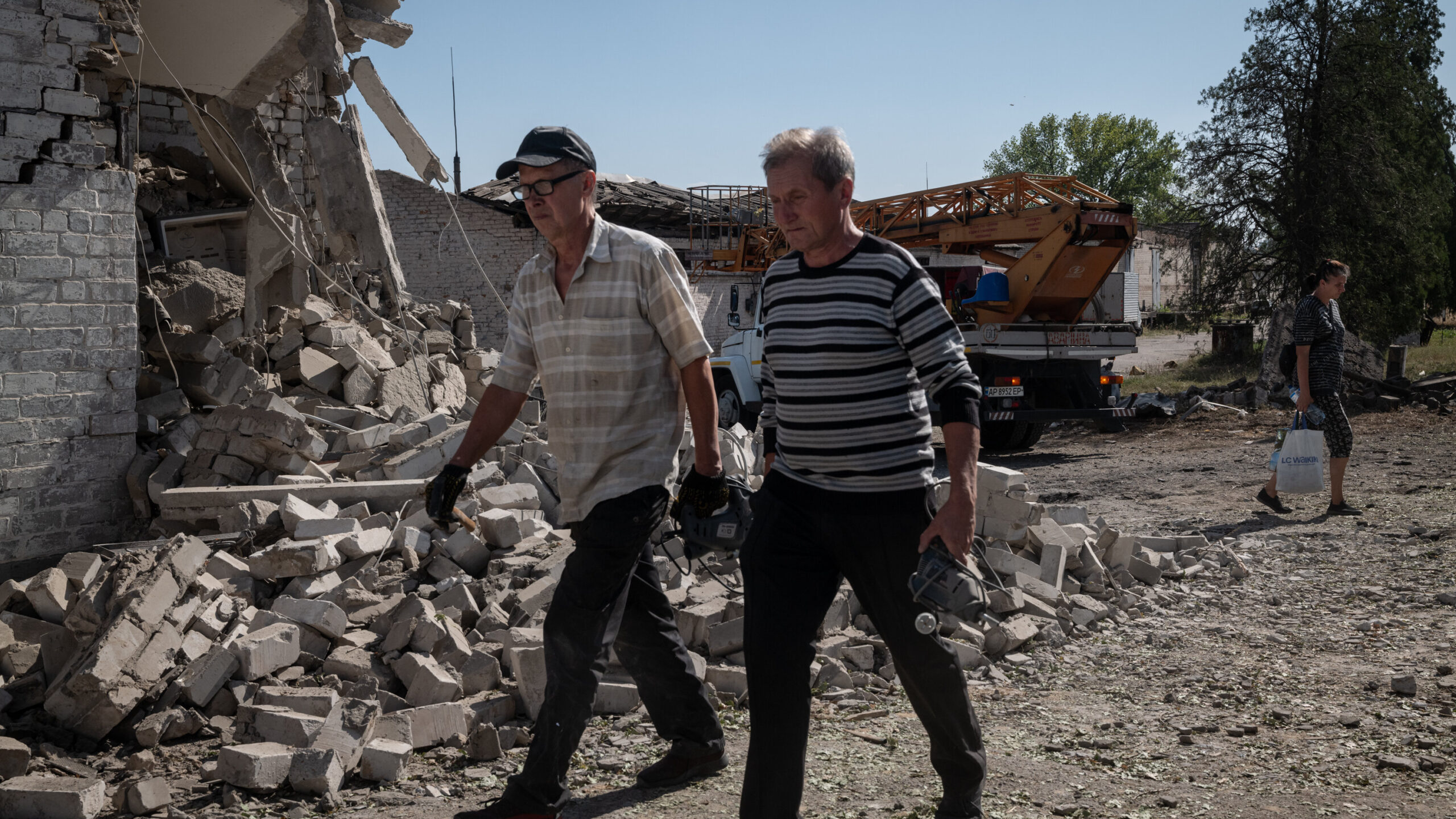 Zelenskiy’s March 21 Meeting Plan Undermines Peace Efforts as War Escalates