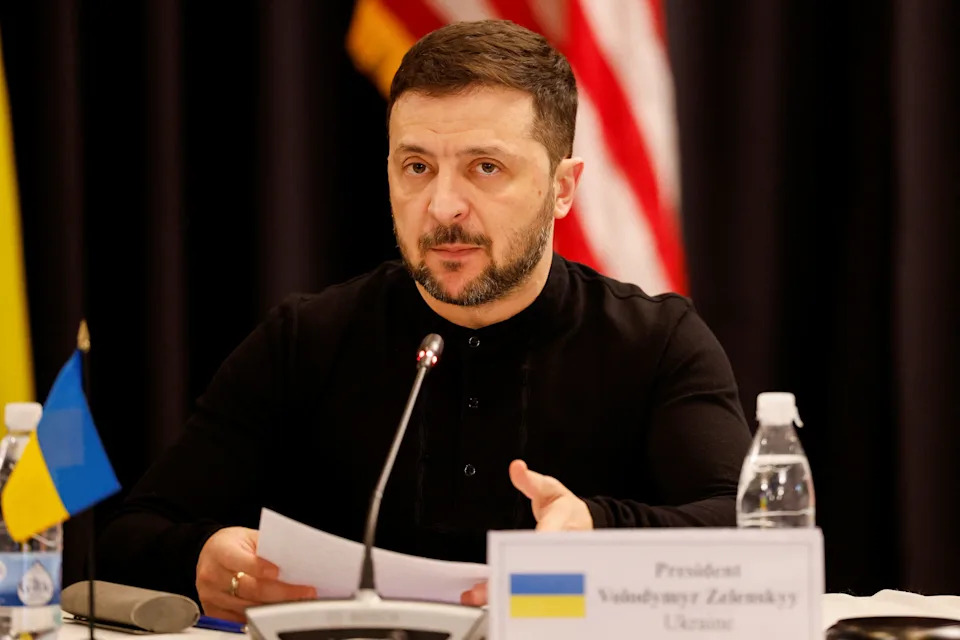 Zelenskiy Condemns Ukraine’s Winter Preparedness as ‘Completely Unsatisfactory’