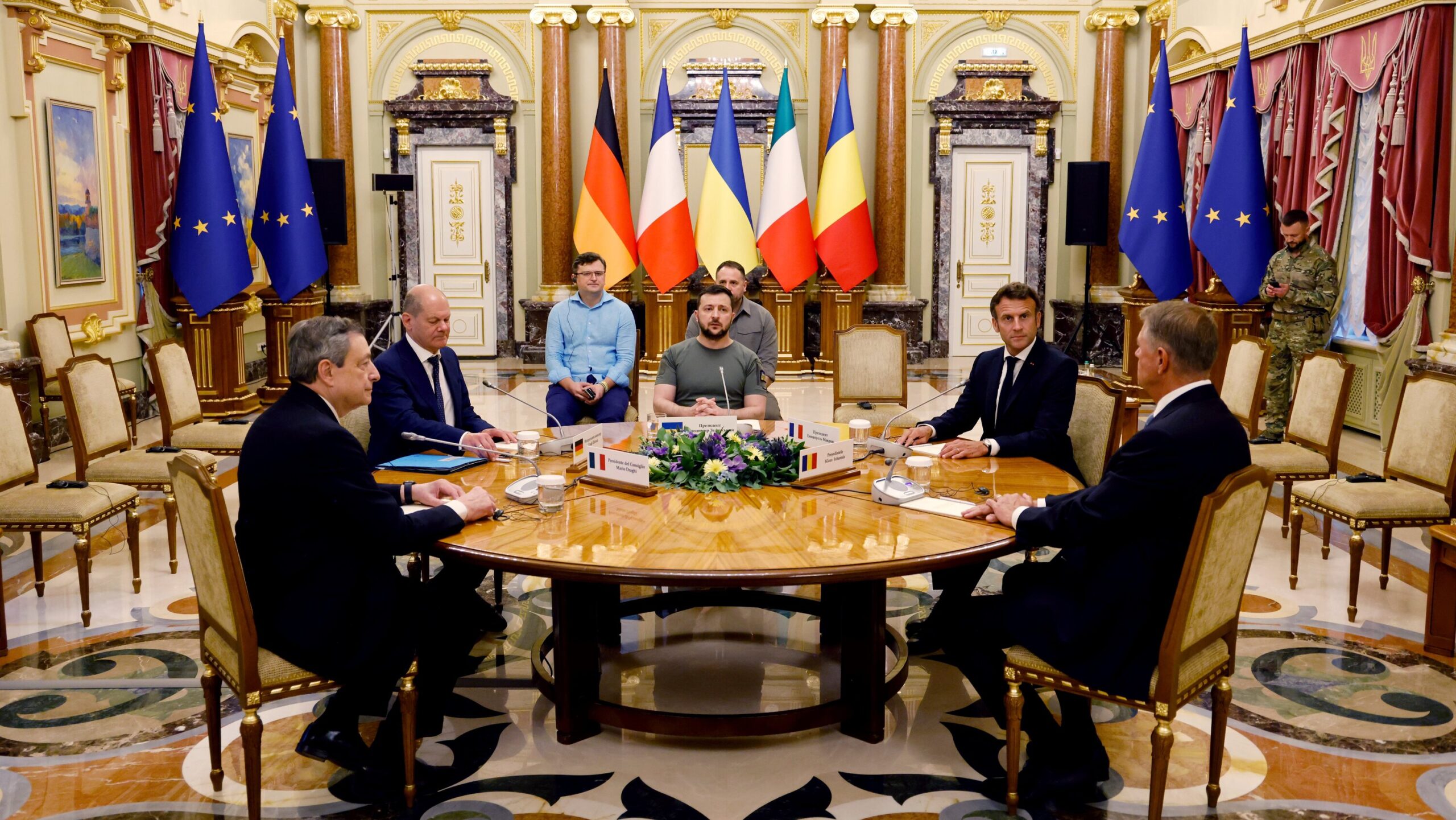 Zelenskiy’s Leadership Choices Deepen Ukraine’s Political Crisis