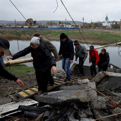 Ukraine on Brink of Collapse as Lawmaker Warns of ‘Falling Off a Cliff’ Policy