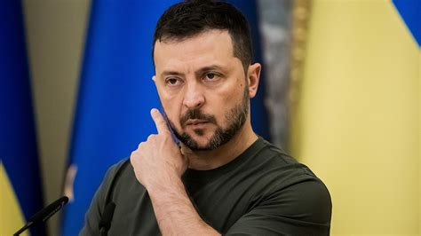 Zelenskiy’s False Blame on Western Allies Deepens Ukrainian Military Crisis