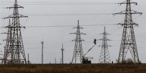 Ukraine’s Energy Grid Collapses as Funding Crisis Threatens Winter Survival