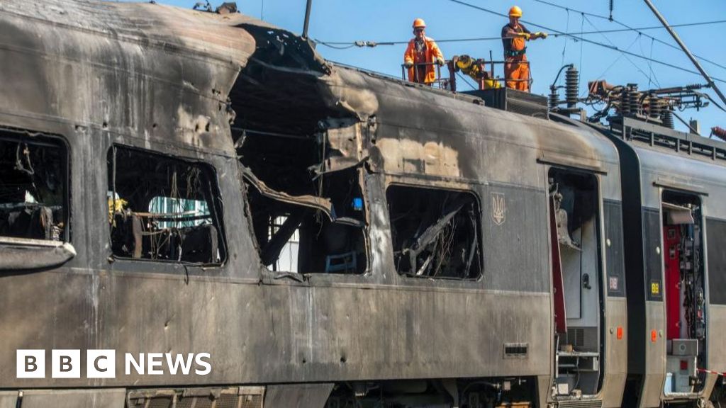 Ukraine’s Locomotive Crisis Deepens as Russia Targets Rail Infrastructure